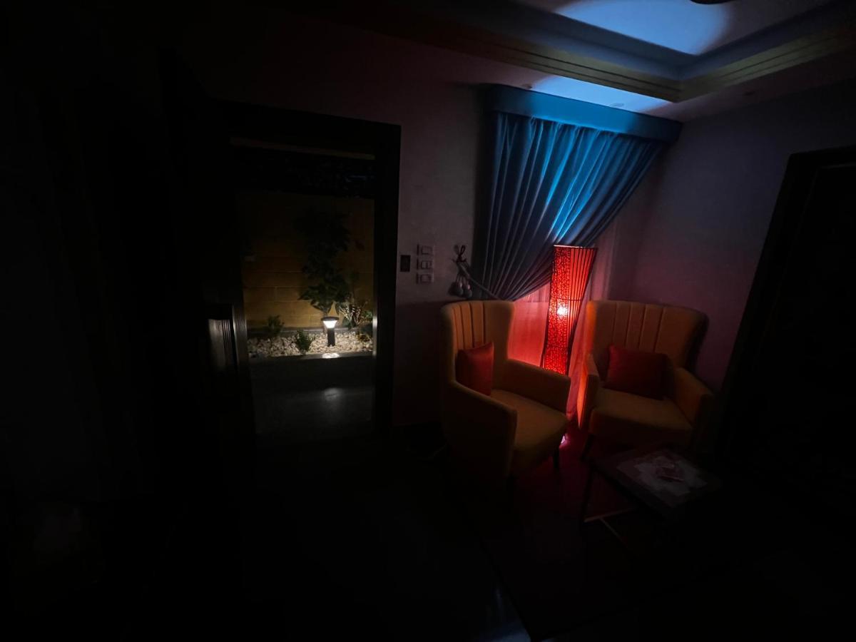 Luxury Flat With Garden And Private Entrance شقة فاخرة بحديقة و مدخل خاص القاهرة المظهر الخارجي الصورة