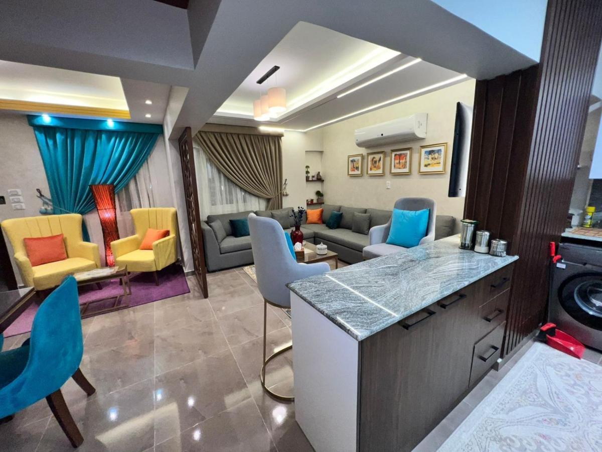 Luxury Flat With Garden And Private Entrance شقة فاخرة بحديقة و مدخل خاص القاهرة المظهر الخارجي الصورة