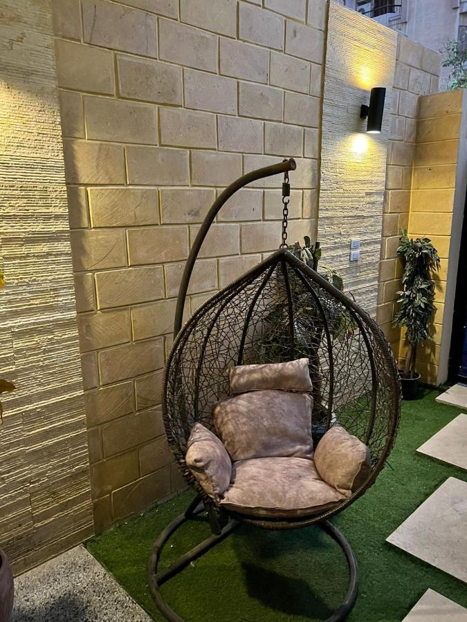 Luxury Flat With Garden And Private Entrance شقة فاخرة بحديقة و مدخل خاص القاهرة المظهر الخارجي الصورة