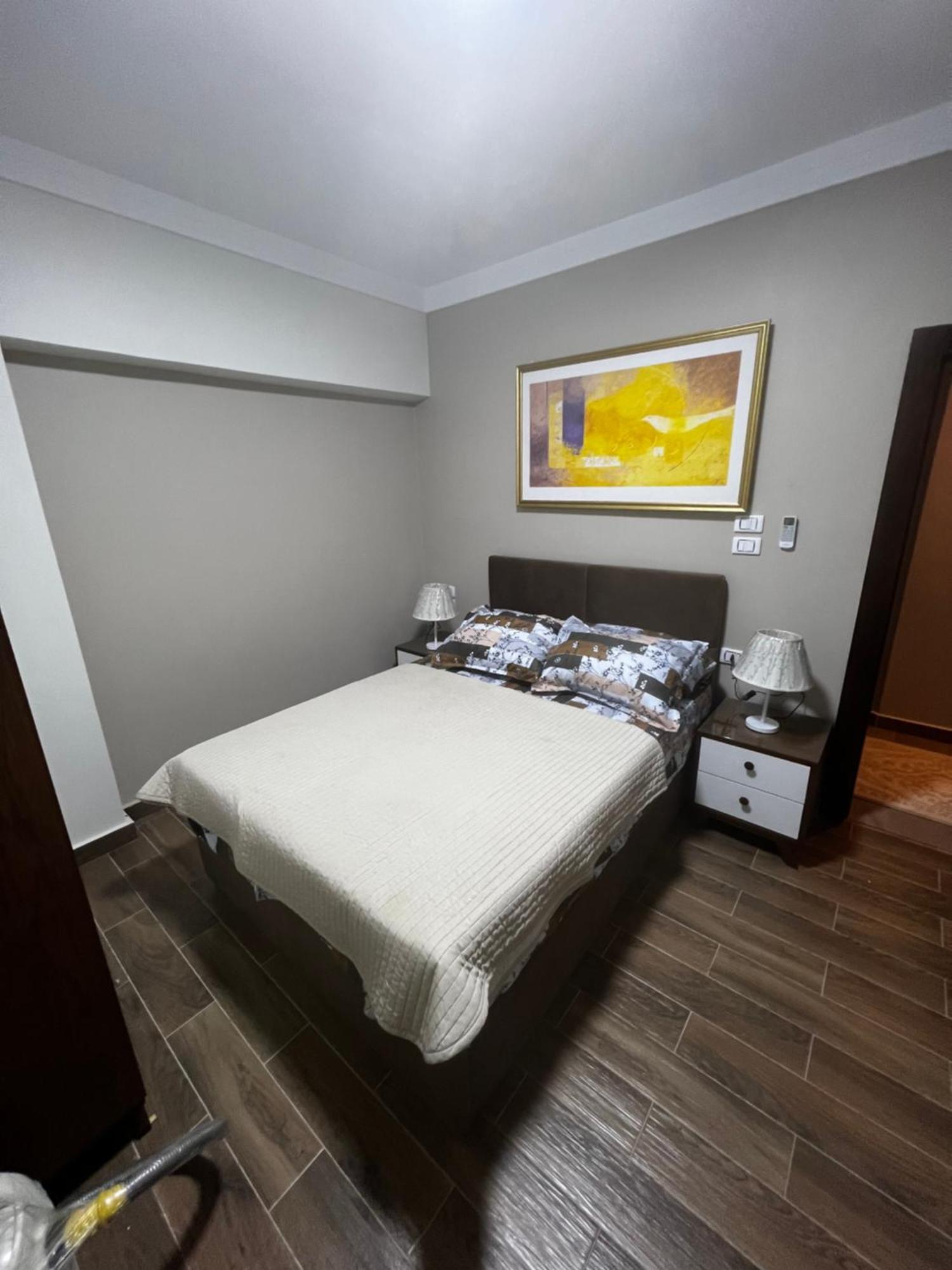 Luxury Flat With Garden And Private Entrance شقة فاخرة بحديقة و مدخل خاص القاهرة المظهر الخارجي الصورة